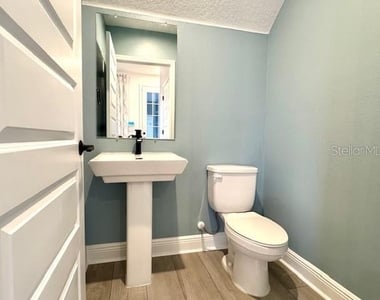 1825 Coastal Court - Photo Thumbnail 10