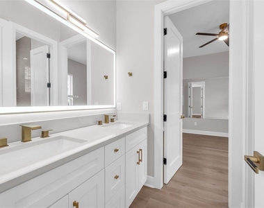 14631 Heathermere Lane - Photo Thumbnail 29