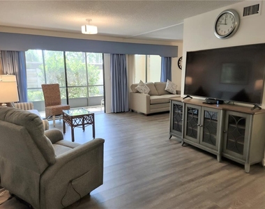 650 Bird Bay Drive E - Photo Thumbnail 5