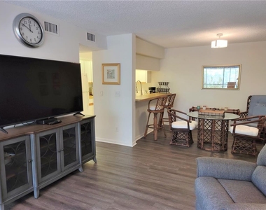 650 Bird Bay Drive E - Photo Thumbnail 20
