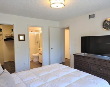 650 Bird Bay Drive E - Photo Thumbnail 32