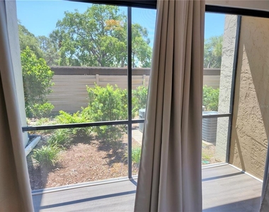 650 Bird Bay Drive E - Photo Thumbnail 34