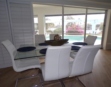 3804 Turtle Dove Boulevard - Photo Thumbnail 5