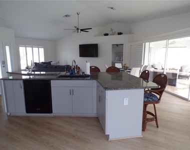 3804 Turtle Dove Boulevard - Photo Thumbnail 8