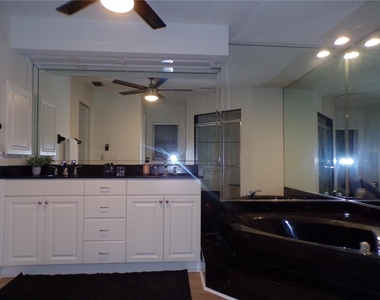 3804 Turtle Dove Boulevard - Photo Thumbnail 17