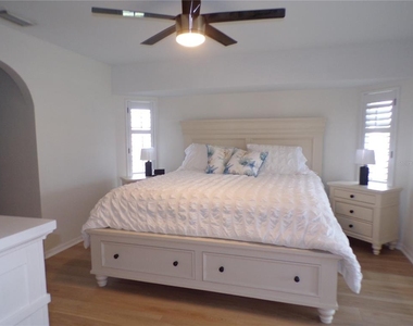 3804 Turtle Dove Boulevard - Photo Thumbnail 14