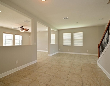 8031 111th Terrace E - Photo Thumbnail 15