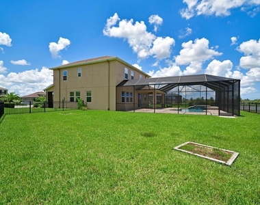 8031 111th Terrace E - Photo Thumbnail 30