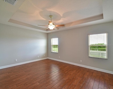 8031 111th Terrace E - Photo Thumbnail 18