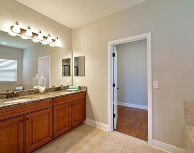 8031 111th Terrace E - Photo Thumbnail 19