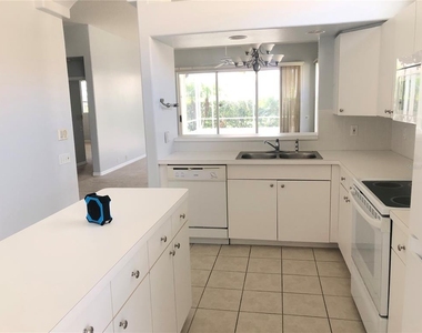 6759 Hickory Hammock Circle - Photo Thumbnail 3