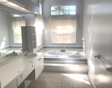 6759 Hickory Hammock Circle - Photo Thumbnail 6