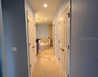 7710 Lake Vista Court - Photo Thumbnail 18
