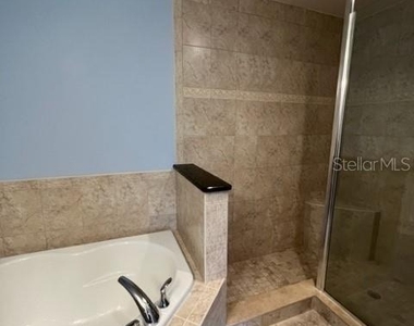 7710 Lake Vista Court - Photo Thumbnail 20