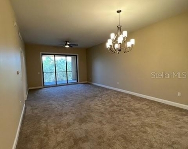 7710 Lake Vista Court - Photo Thumbnail 12