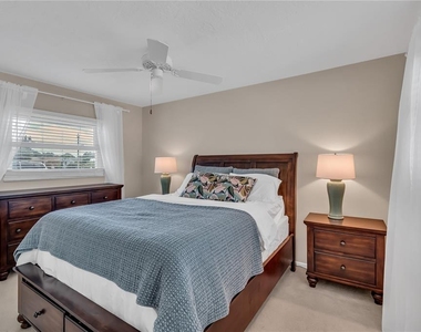 2449 Breakwater Circle - Photo Thumbnail 22