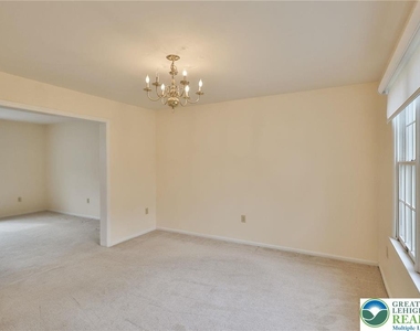 4059 Wedgewood Road - Photo Thumbnail 9