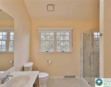 4059 Wedgewood Road - Photo Thumbnail 16