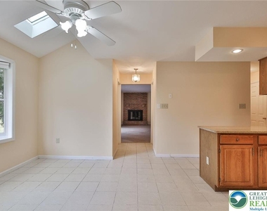 4059 Wedgewood Road - Photo Thumbnail 12