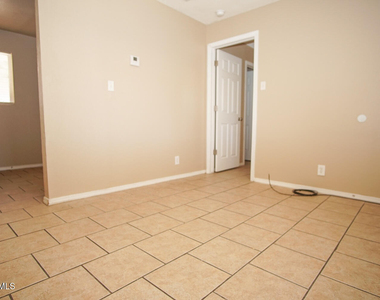 8612 Lawson Street - Photo Thumbnail 3