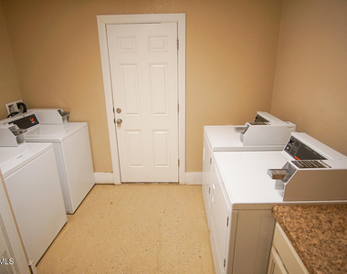 8612 Lawson Street - Photo Thumbnail 11