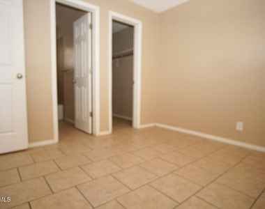 8612 Lawson Street - Photo Thumbnail 8