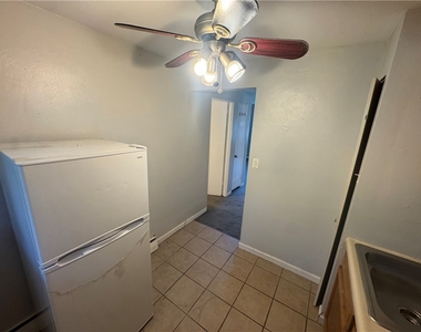1 Penn Ridge Ct - Photo Thumbnail 4