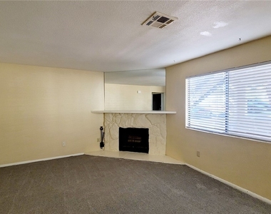 1204 Observation Drive - Photo Thumbnail 6