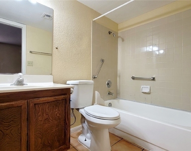 1204 Observation Drive - Photo Thumbnail 11