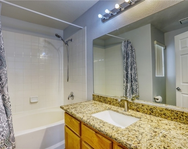 7226 Cestrum Road - Photo Thumbnail 16