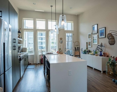 452 Latta Street Ne - Photo Thumbnail 3
