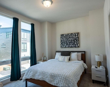 452 Latta Street Ne - Photo Thumbnail 9
