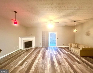 3854 Austin Park Lane - Photo Thumbnail 10
