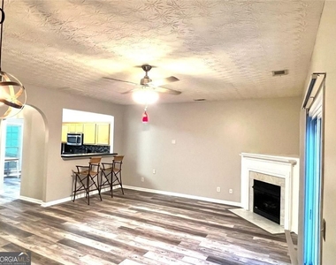 3854 Austin Park Lane - Photo Thumbnail 3