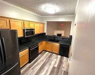 3854 Austin Park Lane - Photo Thumbnail 6