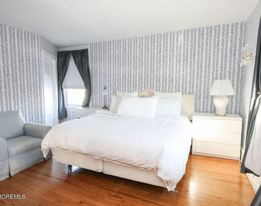17 Beach Road - Photo Thumbnail 37