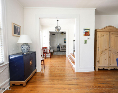 17 Beach Road - Photo Thumbnail 5
