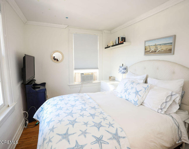 17 Beach Road - Photo Thumbnail 33