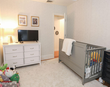 17 Beach Road - Photo Thumbnail 38
