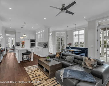502 Brighton Avenue - Photo Thumbnail 21