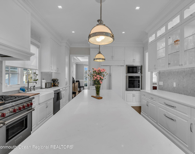 502 Brighton Avenue - Photo Thumbnail 16