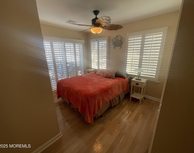 111 Fielder Avenue - Photo Thumbnail 17