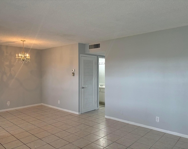 5300 Washington Street - Photo Thumbnail 4