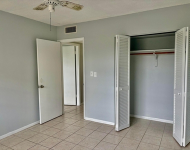 5300 Washington Street - Photo Thumbnail 10