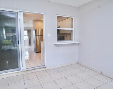 5908 Nw 81st Avenue - Photo Thumbnail 19