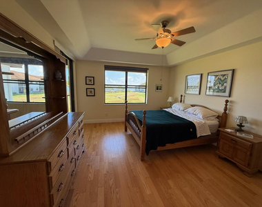 6102 Se Landing Way - Photo Thumbnail 8