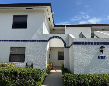 6102 Se Landing Way - Photo Thumbnail 12