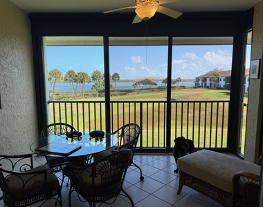 6102 Se Landing Way - Photo Thumbnail 7