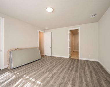 9632 Beckett Drive - Photo Thumbnail 15