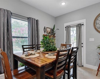 1131 W Owing Street - Photo Thumbnail 5
